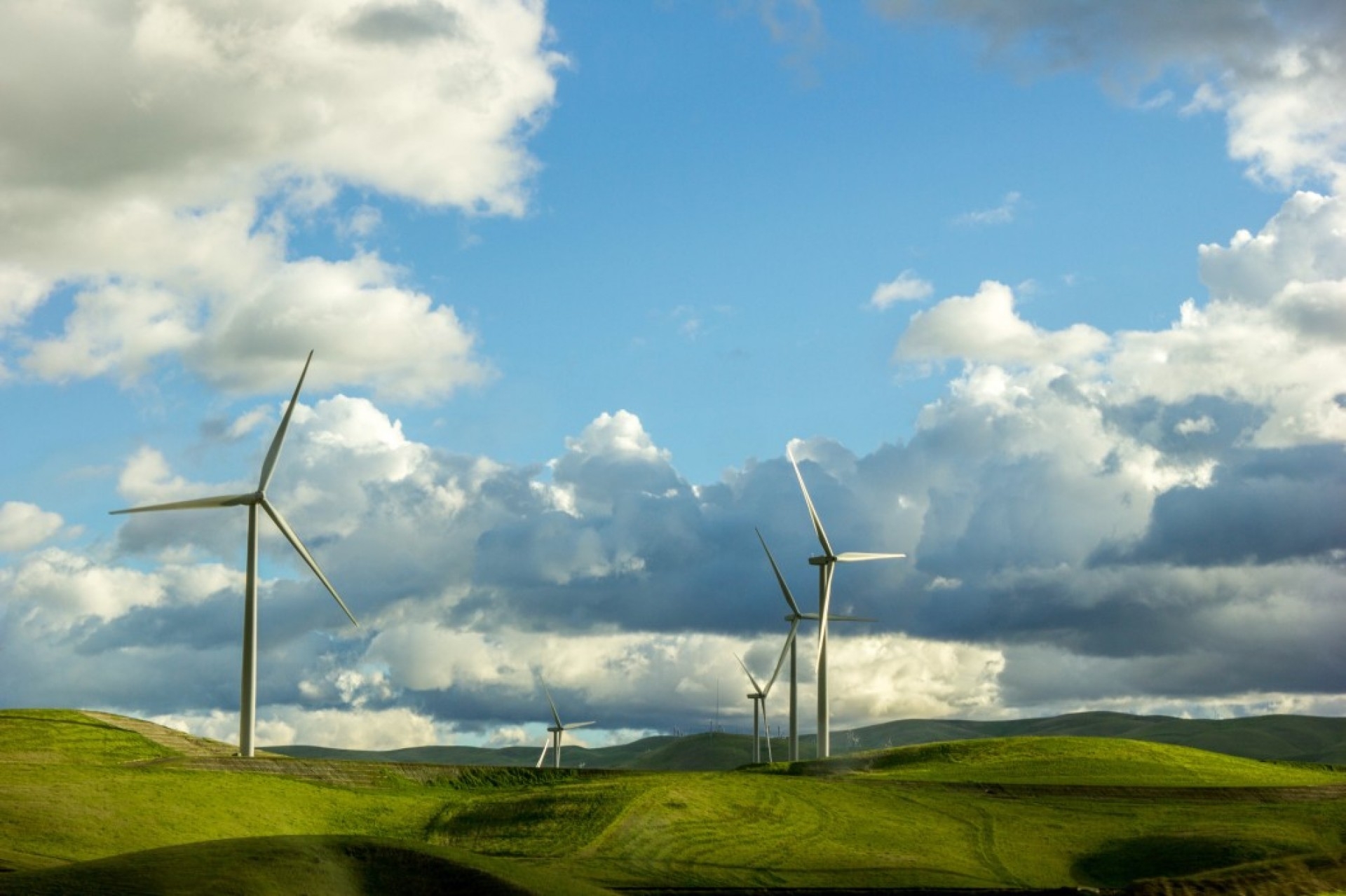 How to empower individuals in a changing world?